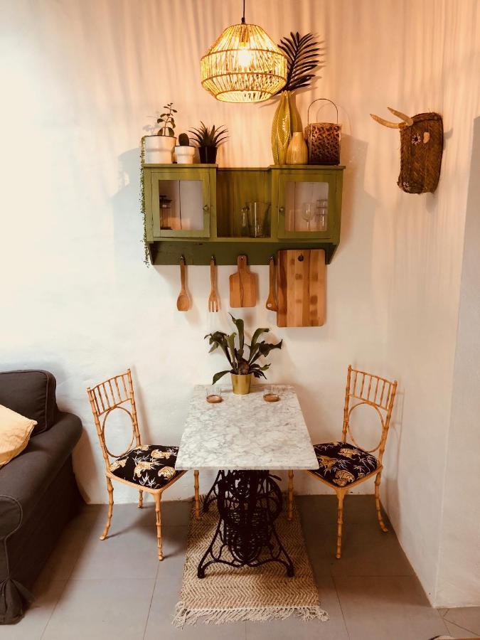Cuarto Botanico Studio - Shared Pool - Central Island Location - 10 Mins Drive To Famara And La Santa Tiagua ภายนอก รูปภาพ
